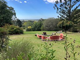 Noosa Hinterland Escape