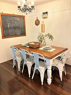 Noosa Hinterland Escape