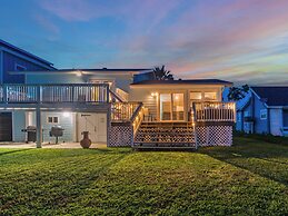 Hideaway at Redhead Road