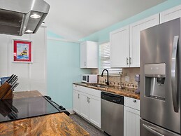 Hideaway at Redhead Road