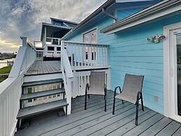 Hideaway at Redhead Road