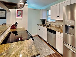 Hideaway at Redhead Road