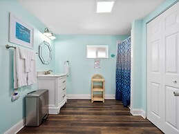 Hideaway at Redhead Road