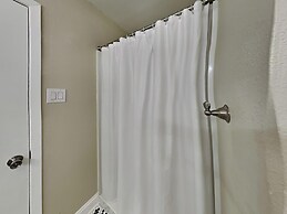 Hideaway at Redhead Road