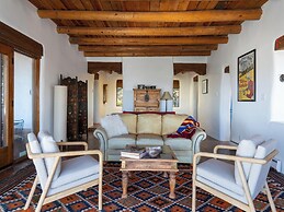 Casa De Oro