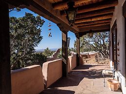 Casa De Oro