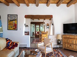 Casa De Oro