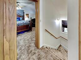 Quiet Mountain Hideaway