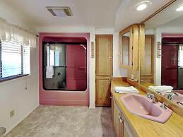 Quiet Mountain Hideaway