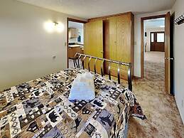 Quiet Mountain Hideaway