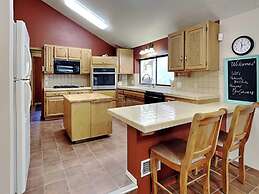 Quiet Mountain Hideaway