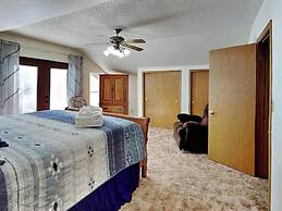 Quiet Mountain Hideaway