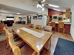 Quiet Mountain Hideaway