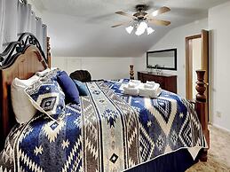 Quiet Mountain Hideaway