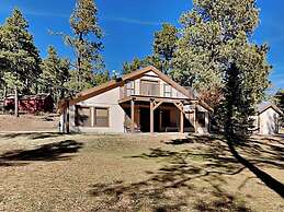 Quiet Mountain Hideaway