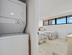 Palms of Bay Beach 4F