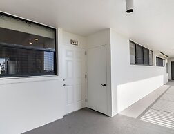 Palms of Bay Beach 4F