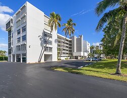 Palms of Bay Beach 4F