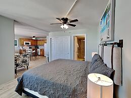 Estero Beach & Tennis by VTrips