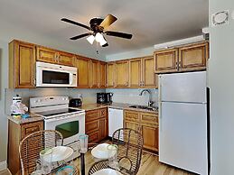 Estero Beach & Tennis by VTrips