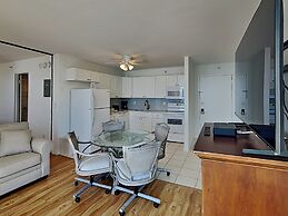 Estero Beach & Tennis by VTrips