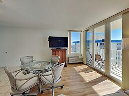 Estero Beach & Tennis by VTrips