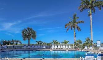 Estero Beach & Tennis by VTrips