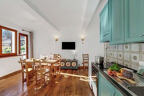 Garden Home