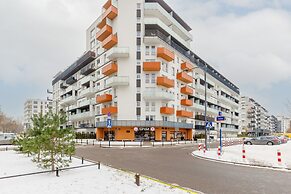 Loft Apartment With Parking by Renters