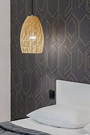 Loft Apartment With Parking by Renters