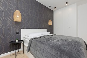 Loft Apartment With Parking by Renters