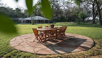 Kolokolo Safari Home – Mashatu Game Reserve