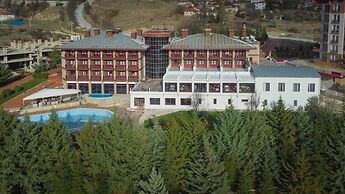 Bonjur Hotel Thermal & Wellness Club