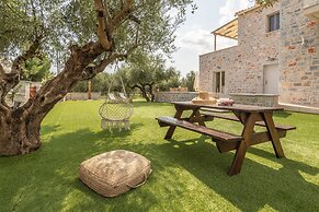 EFMAR Exclusive Stone Residences