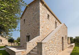 EFMAR Exclusive Stone Residences