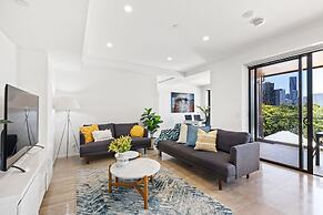 The Monterey Apartments by Urban Rest