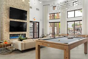 TWO CozySuites Apartment DowntownChandler