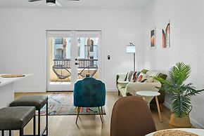 TWO CozySuites Apartment DowntownChandler