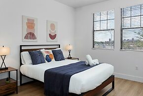 TWO CozySuites Apartment DowntownChandler