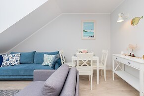 Bright Apartment in Debki by Renters