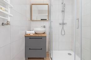 Bright Apartment in Debki by Renters