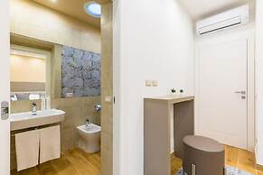 Colonna Apartment 4 by Wonderful Italy