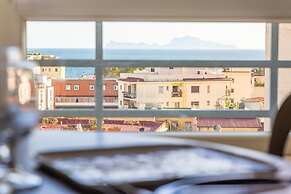 Colonna Apartment 4 by Wonderful Italy