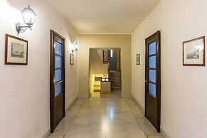 Colonna Apartment 2 by Wonderful Italy