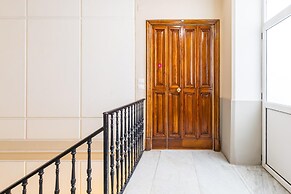 Colonna Apartment 2 by Wonderful Italy