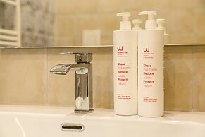 Colonna Apartment 1 by Wonderful Italy