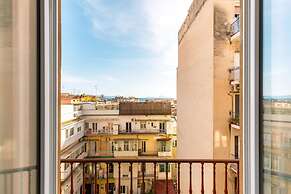 Colonna Apartment 3 by Wonderful Italy