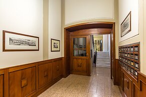 Colonna Apartment 3 by Wonderful Italy