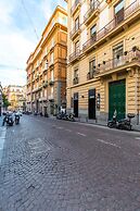 Colonna Apartment 3 by Wonderful Italy