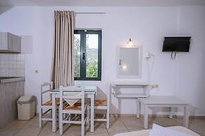 Dionysos Apartments and Studios